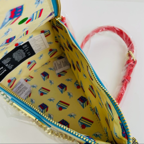 Loungefly Disney Princess Snow White Cosplay Cake Crossbody Bag Purse WDTB2465 - Picture 6 of 8